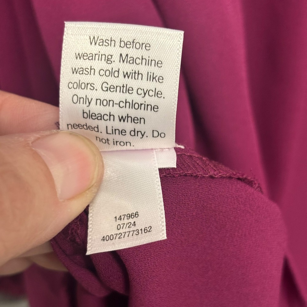 Nine West Womens Berry Magenta Pleated‎ Long Sleeve Button Front Blouse Size M - Picture 7 of 9